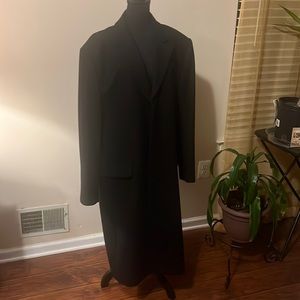 COPY - Mantoni men’s black wool & cashmere overcoat size 46R Full length classi…